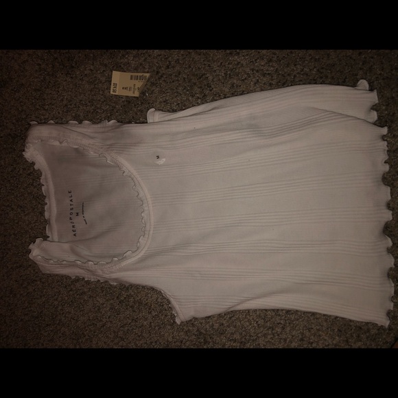 Tank tops - Picture 2 of 2